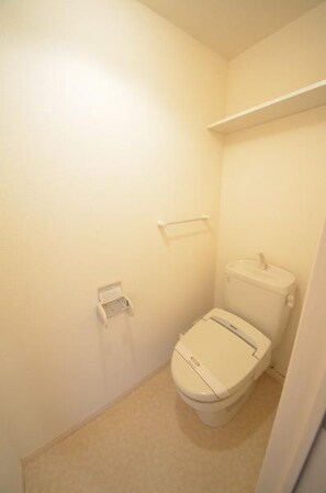 ウィスタリア・ガーデンBの物件内観写真